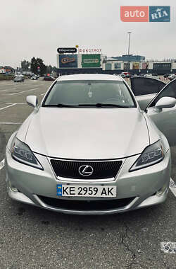 Седан Lexus IS 2006 в  фото 2 Седан Lexus IS 2006 в