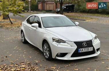 Седан Lexus IS 2013 в Києві