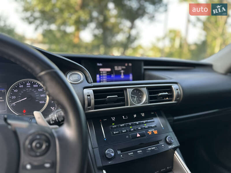 Седан Lexus IS 2014 в Кропивницком фото 27 Седан Lexus IS 2014 в Кропивницком