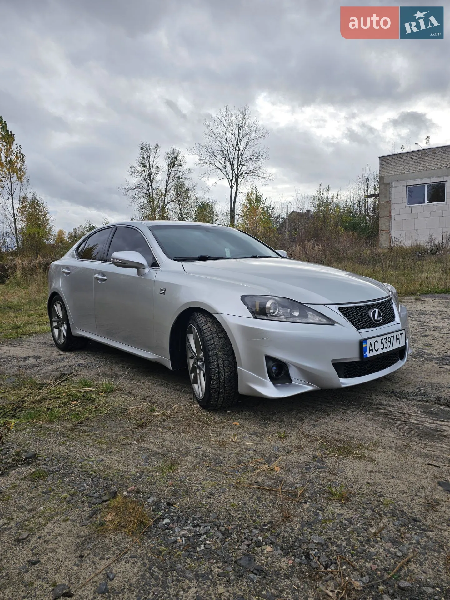 2011 Lexus IS - мініатюра 2