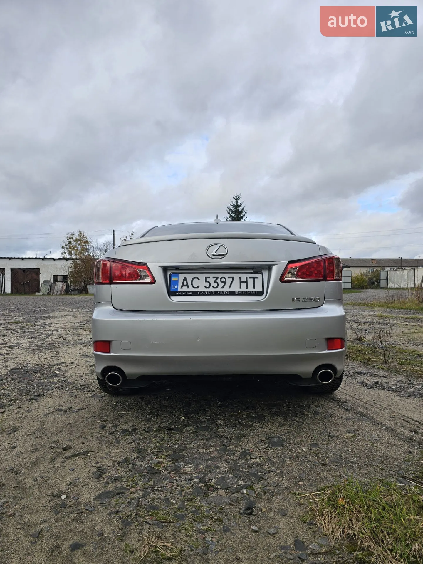 2011 Lexus IS - мініатюра 3