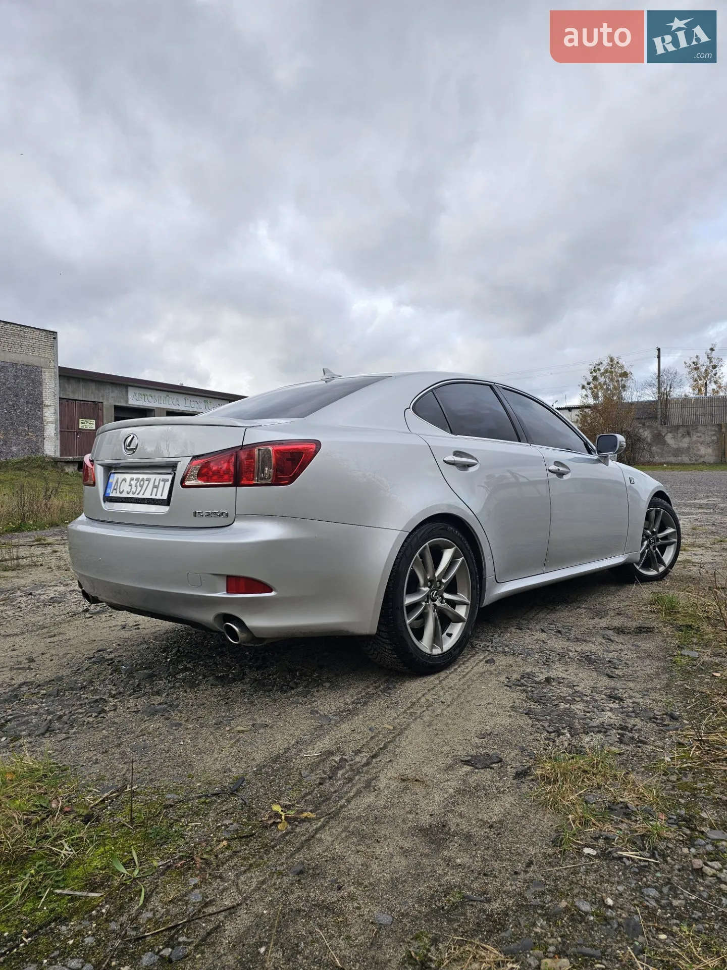 2011 Lexus IS - мініатюра 6