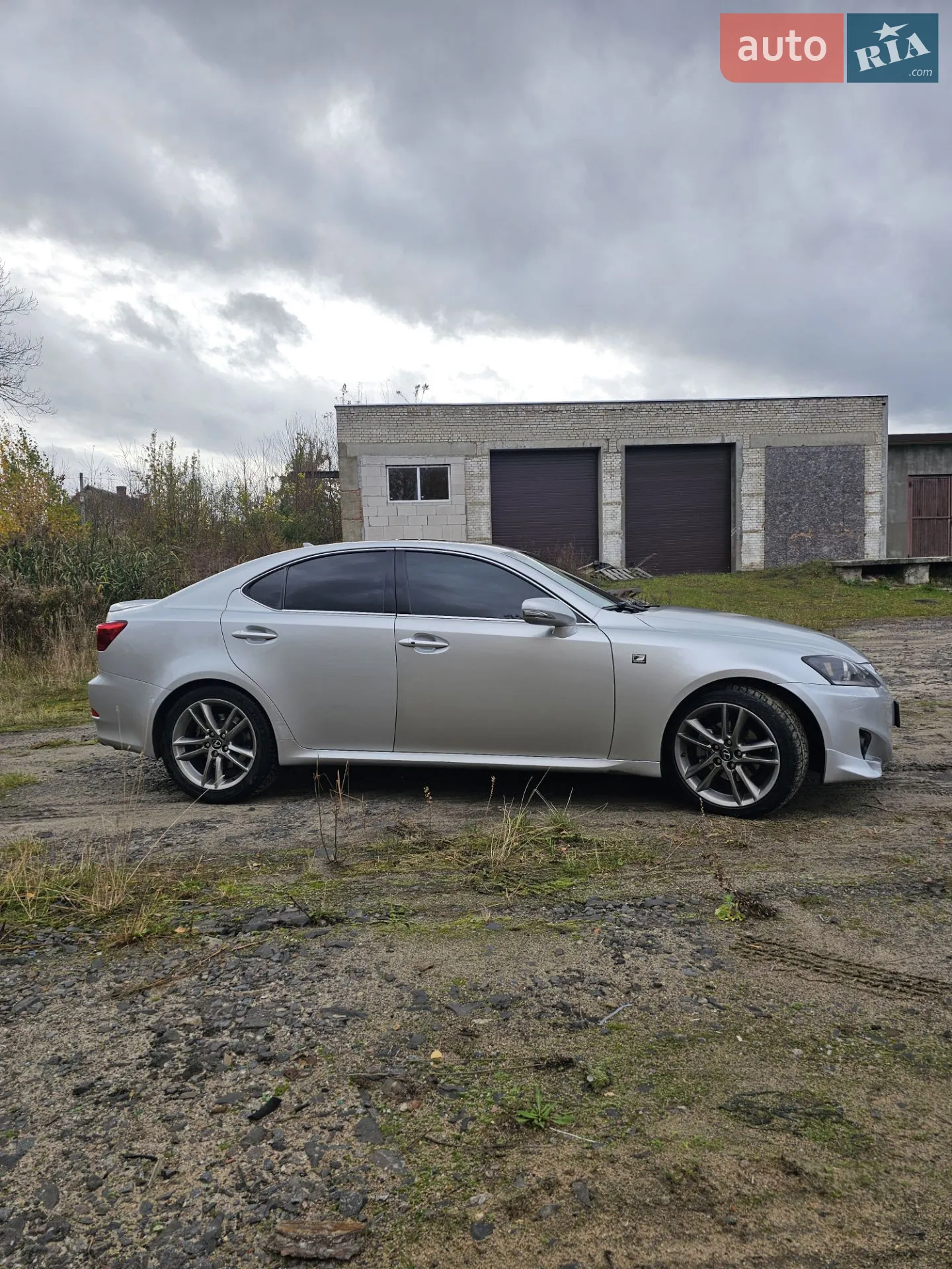 2011 Lexus IS - мініатюра 8