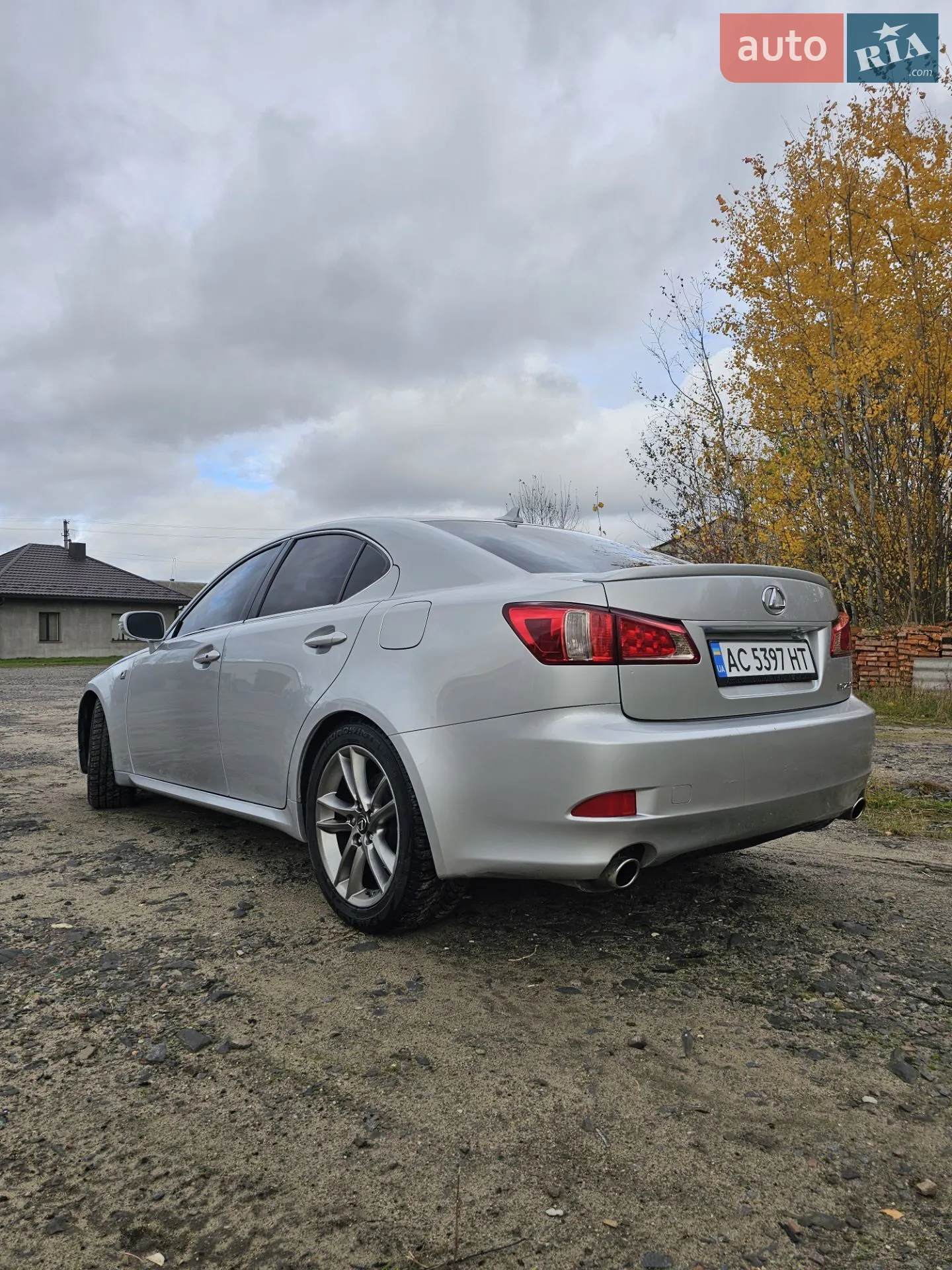 2011 Lexus IS - мініатюра 9