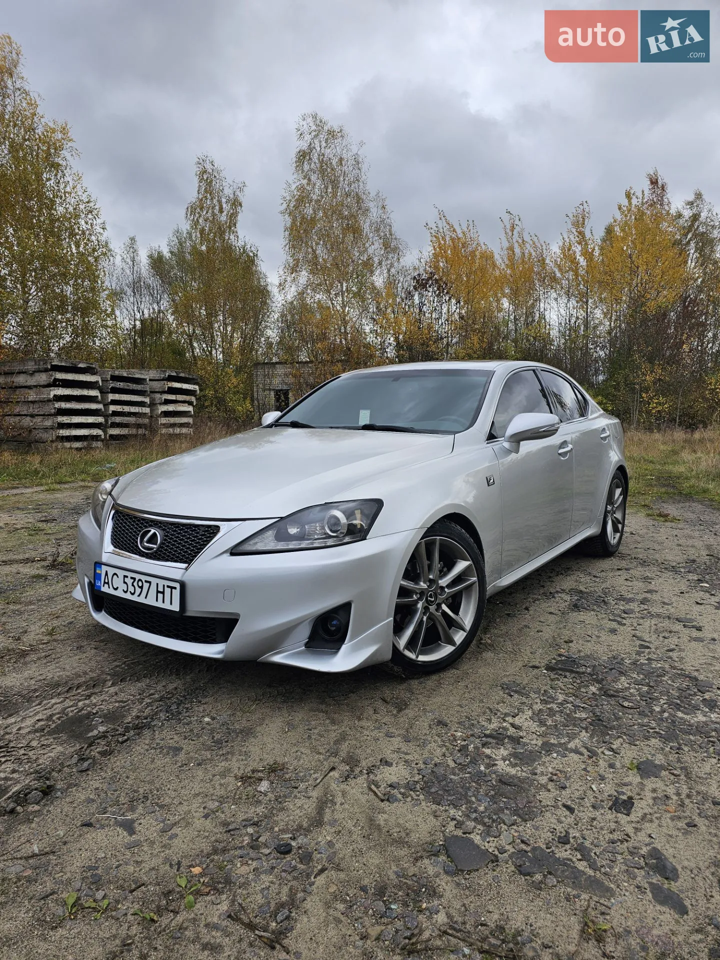 2011 Lexus IS - фото 1