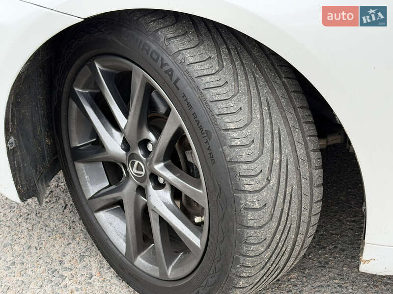 Седан Lexus IS 2012 в Белой Церкви