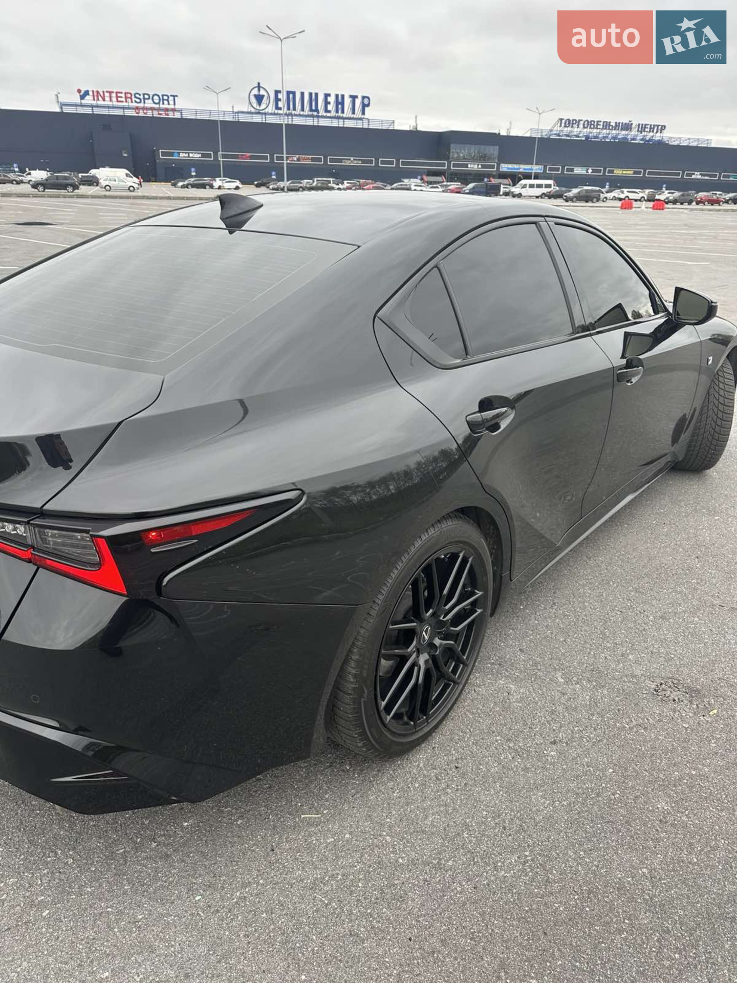 2022 Lexus IS - мініатюра 12