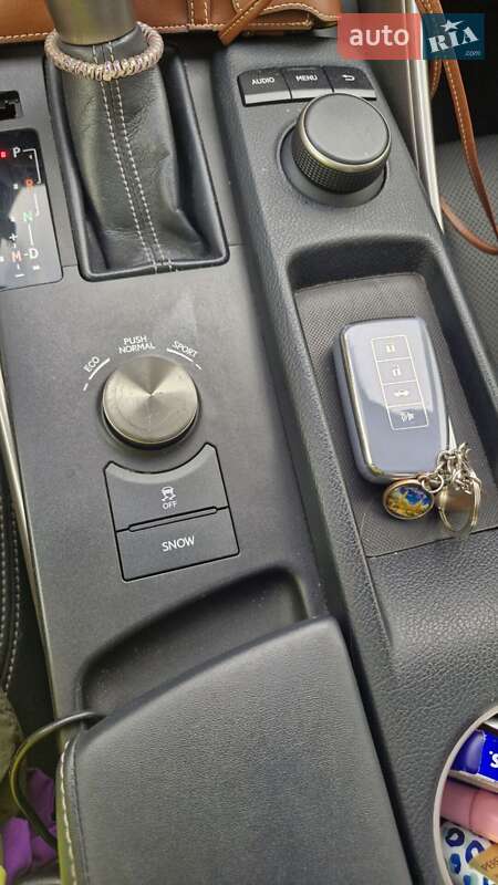 Седан Lexus IS 2016 в Києві