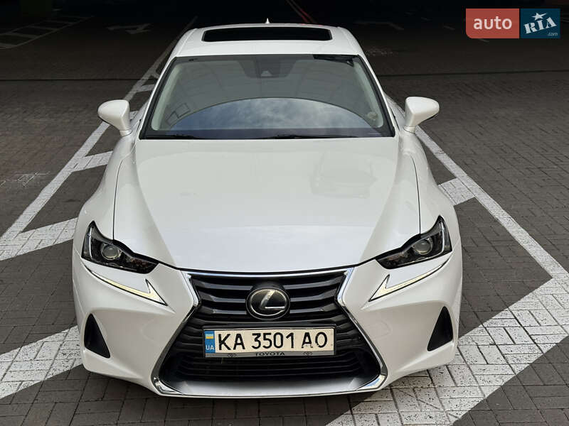 Седан Lexus IS 2017 в Києві фото 9 Седан Lexus IS 2017 в Києві