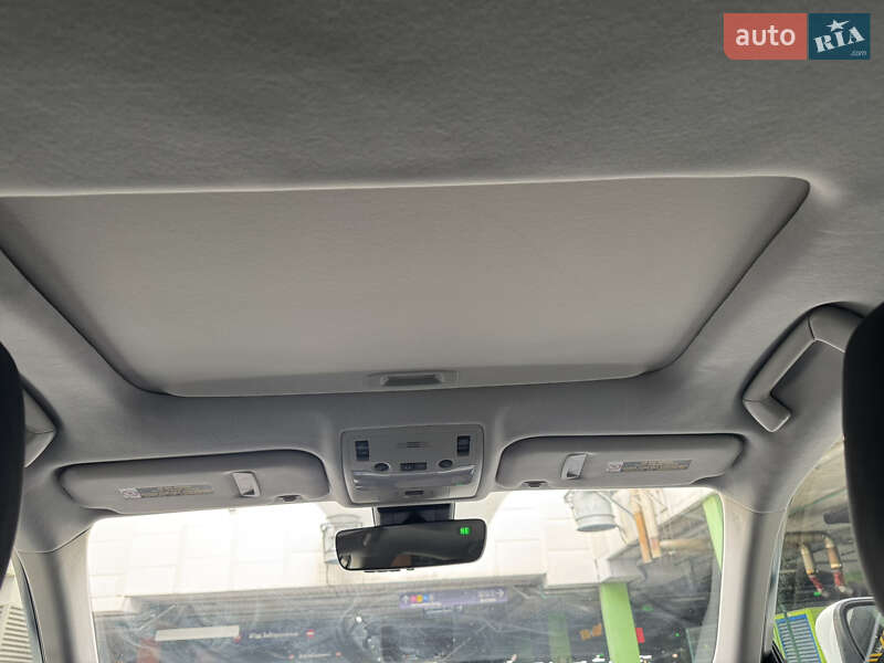 Седан Lexus IS 2017 в Києві фото 23 Седан Lexus IS 2017 в Києві