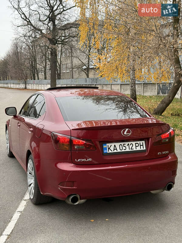 Седан Lexus IS 2008 в Киеве