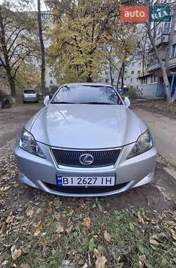 Седан Lexus IS 2005 в Полтаві