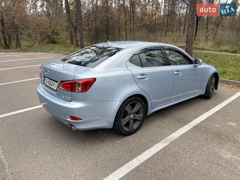 Седан Lexus IS 2011 в Черкассах