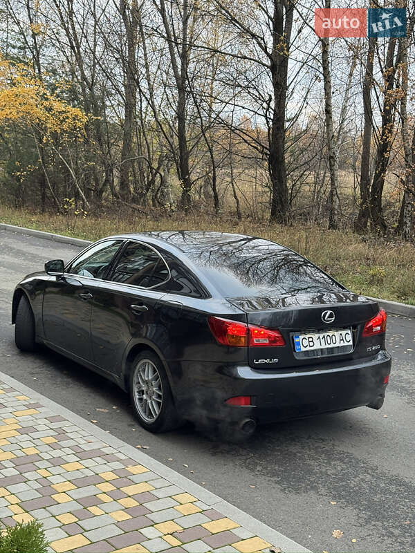 Седан Lexus IS 2005 в Чернігові