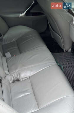Седан Lexus IS 2005 в Чернигове