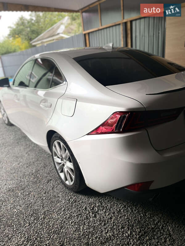 Седан Lexus IS 2013 в Чернигове фото 6 Седан Lexus IS 2013 в Чернигове