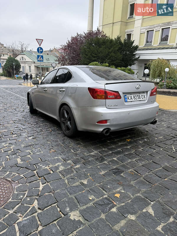 Седан Lexus IS 2007 в Києві