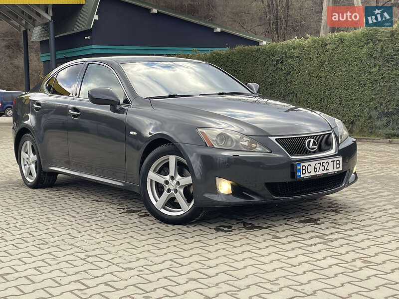 Седан Lexus IS 2007 в Турці