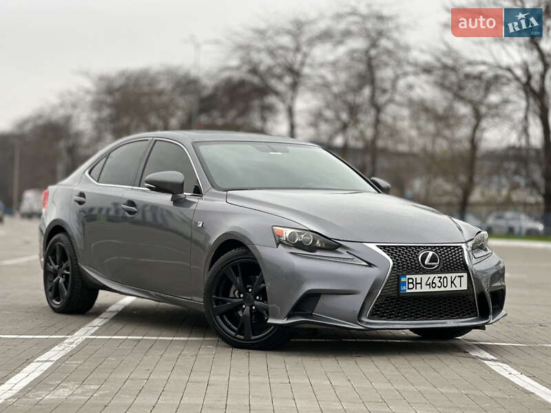 Седан Lexus IS 2013 в Одесі