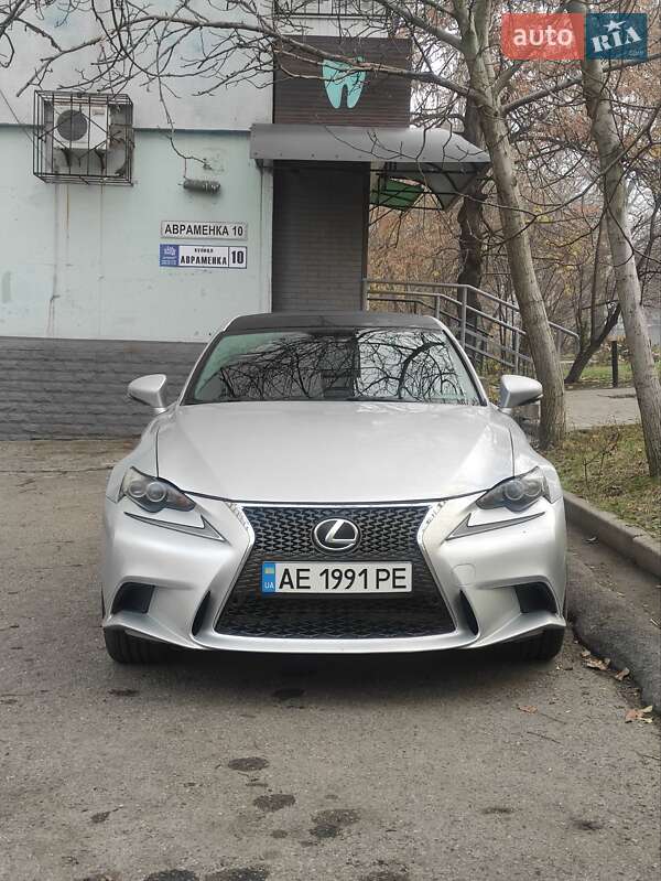 Седан Lexus IS 2016 в Запорожье