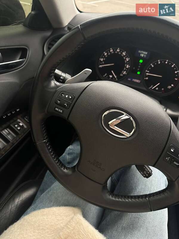Седан Lexus IS 2010 в Києві фото 18 Седан Lexus IS 2010 в Києві