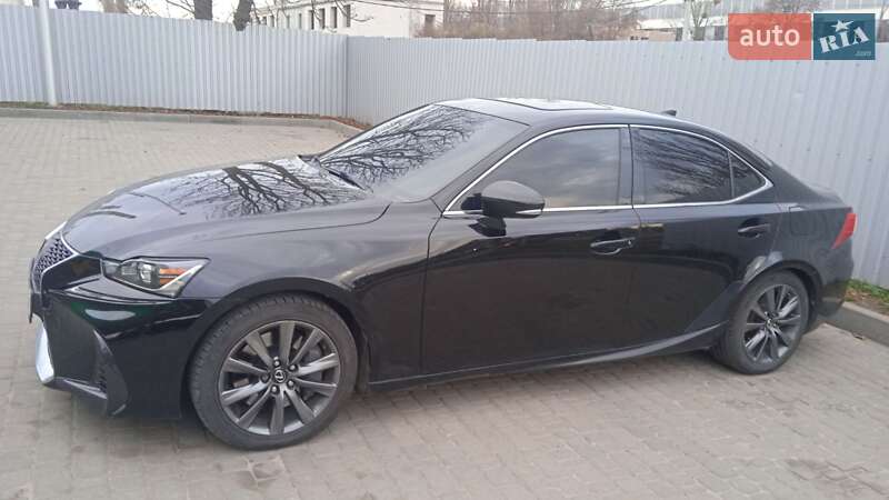 Седан Lexus IS 2016 в Сумах фото 7 Седан Lexus IS 2016 в Сумах