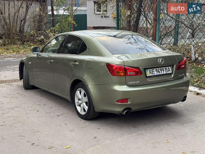 Седан Lexus IS 2006 в Днепре