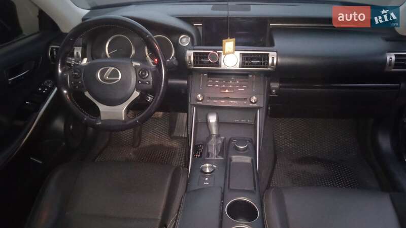Седан Lexus IS 2016 в Сумах фото 32 Седан Lexus IS 2016 в Сумах