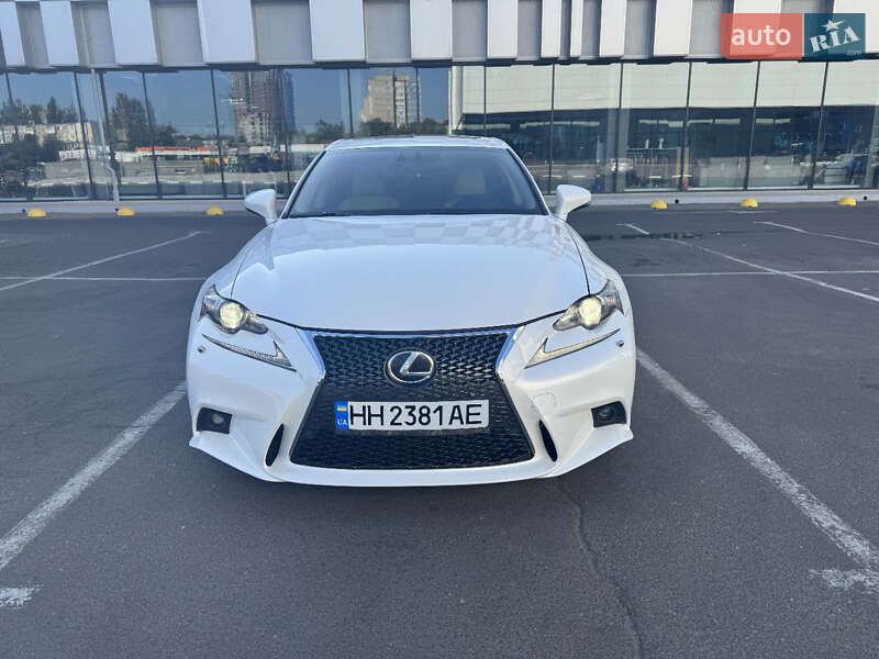 Седан Lexus IS 2013 в Одесі