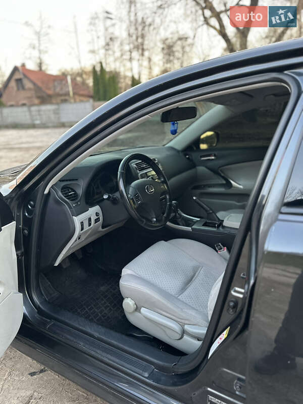 Седан Lexus IS 2007 в Києві фото 10 Седан Lexus IS 2007 в Києві