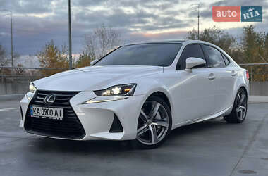Седан Lexus IS 2016 в Киеве