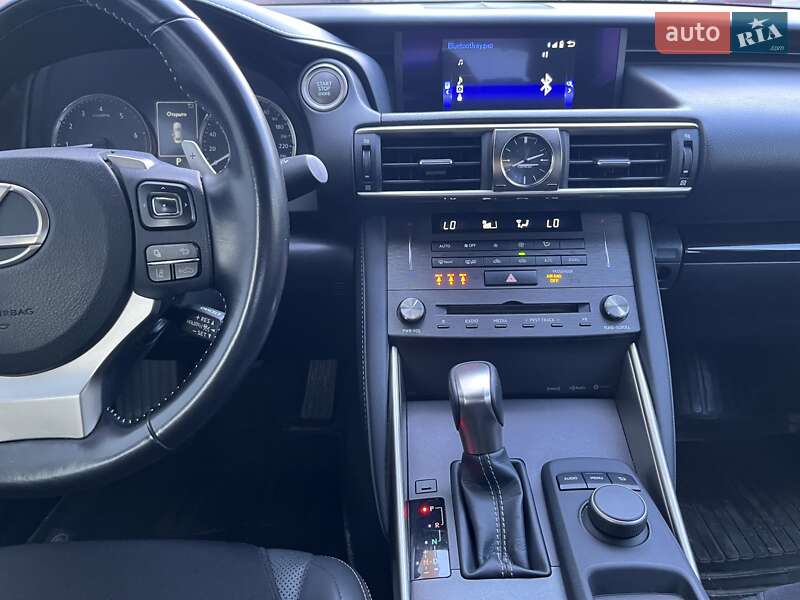 Седан Lexus IS 2020 в Львове фото 2 Седан Lexus IS 2020 в Львове