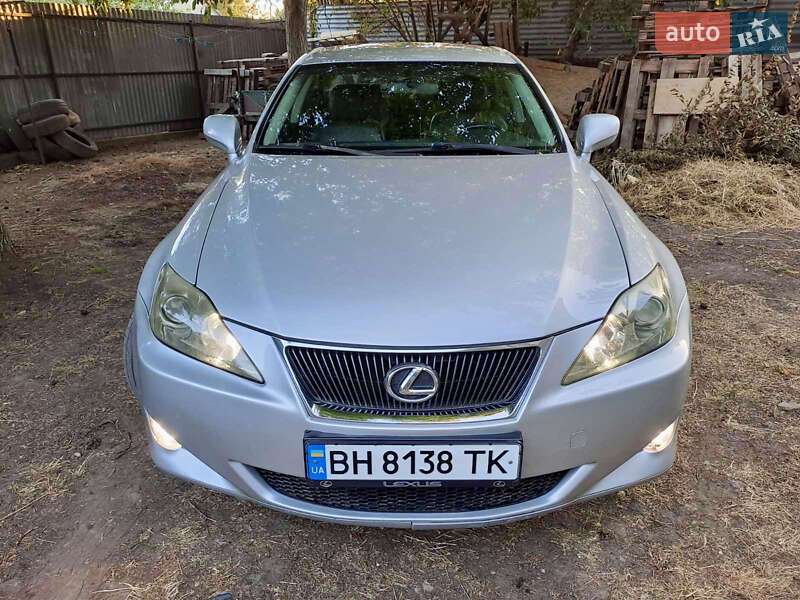 Седан Lexus IS 2005 в Одессе