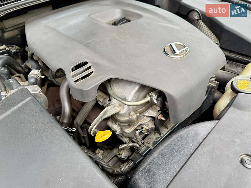 Седан Lexus IS 2005 в Одессе