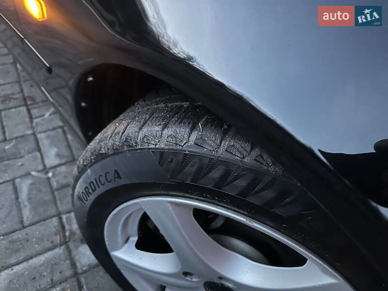 Седан Lexus IS 2003 в Дрогобичі фото 22 Седан Lexus IS 2003 в Дрогобичі