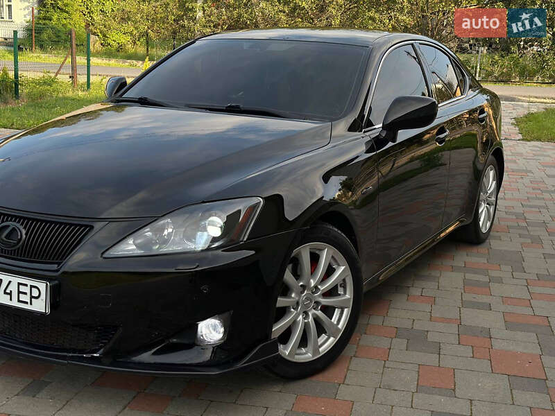 Седан Lexus IS 2006 в Ивано-Франковске