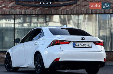 Седан Lexus IS 2014 в Києві