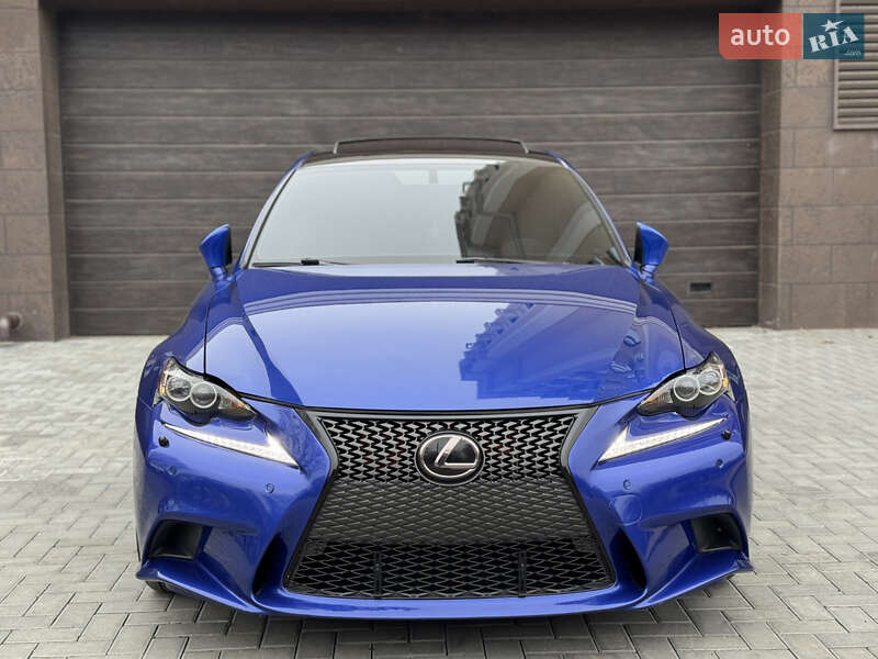 Седан Lexus IS 2014 в Миколаєві