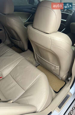 Седан Lexus IS 2008 в Балте