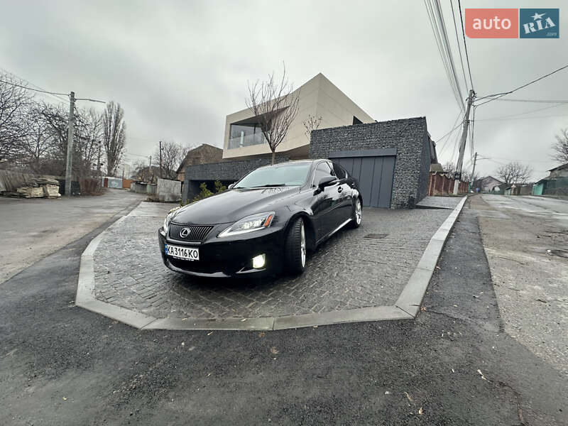 Седан Lexus IS 2008 в Киеве фото 35 Седан Lexus IS 2008 в Киеве