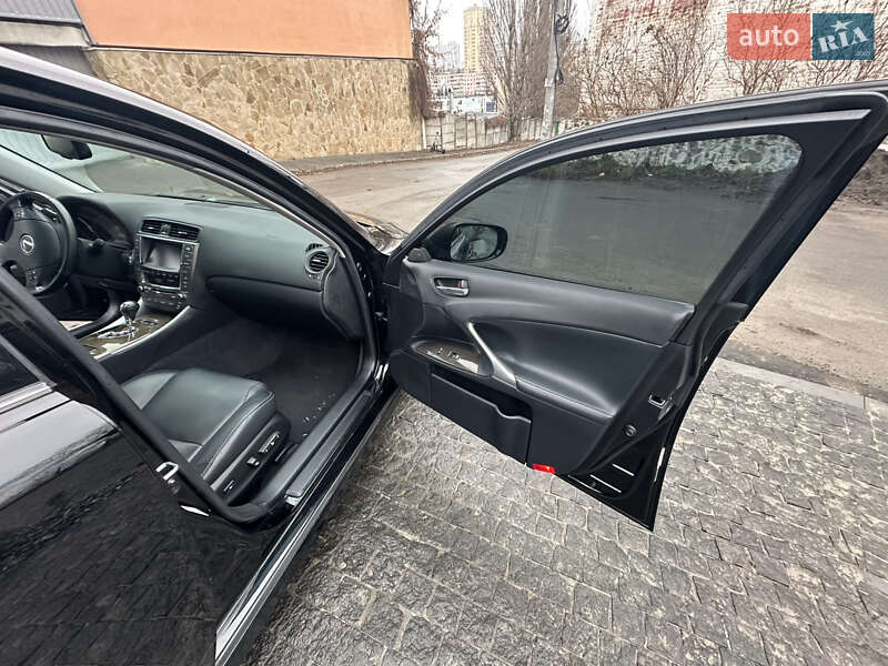 Седан Lexus IS 2008 в Киеве фото 59 Седан Lexus IS 2008 в Киеве