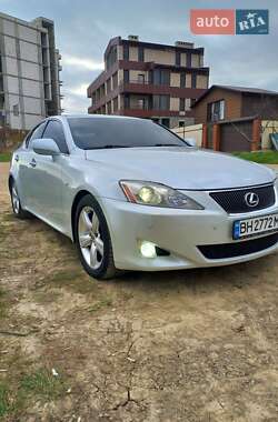 Седан Lexus IS 2006 в Черноморске