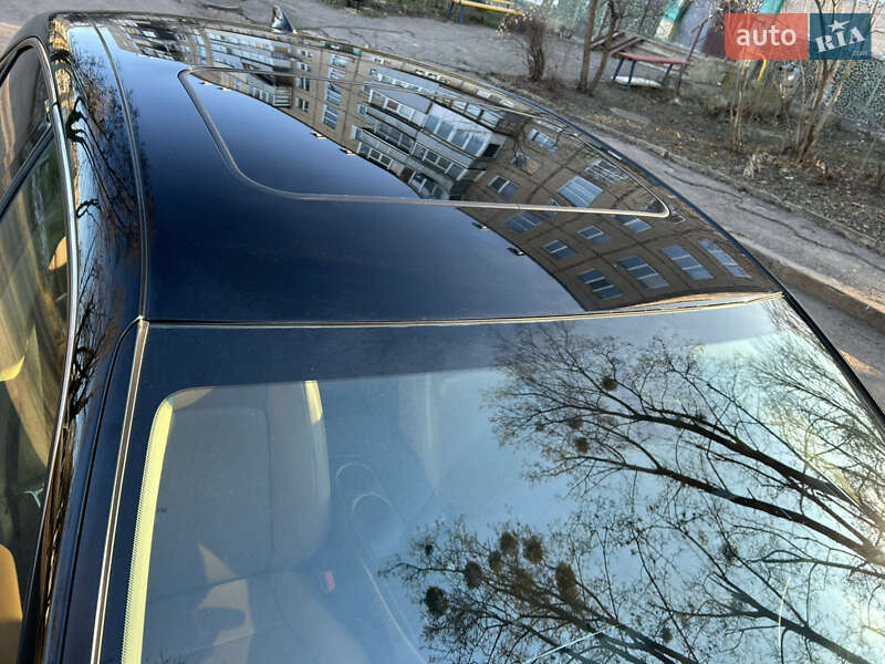 Седан Lexus IS 2015 в Харкові