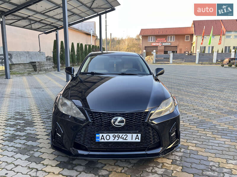 Седан Lexus IS 2007 в Иршаве