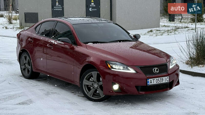 Седан Lexus IS 2013 в Івано-Франківську