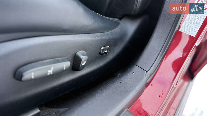 Седан Lexus IS 2013 в Івано-Франківську