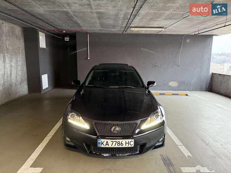 Седан Lexus IS 2011 в Києві фото 38 Седан Lexus IS 2011 в Києві