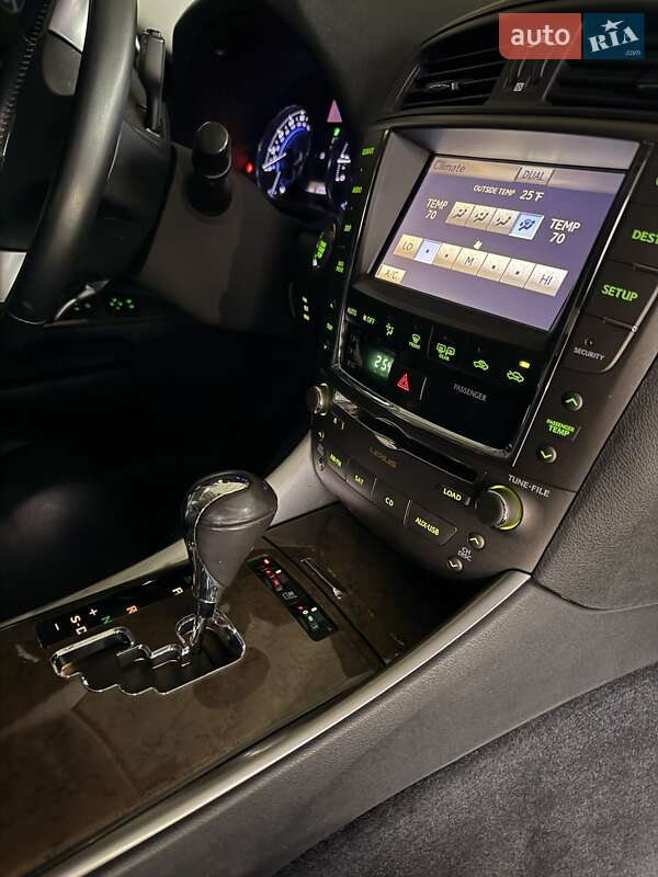 Седан Lexus IS 2011 в Києві фото 26 Седан Lexus IS 2011 в Києві