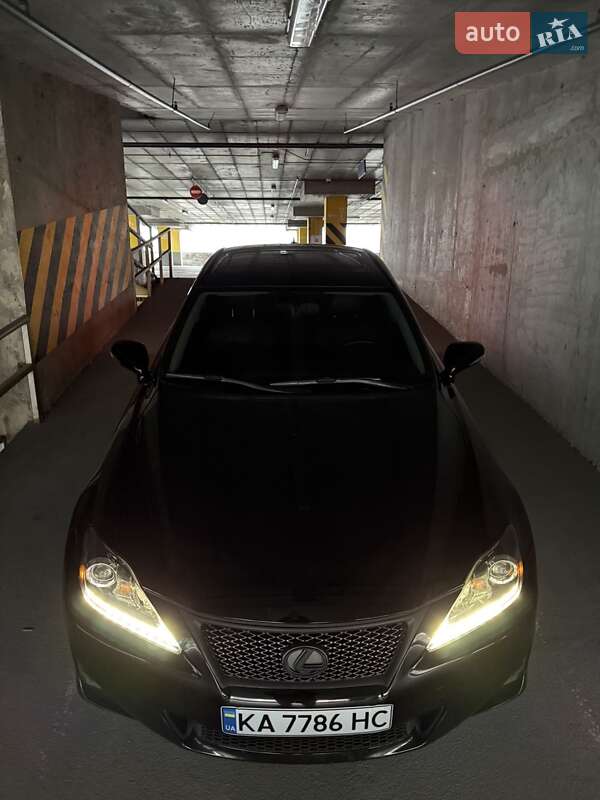 Седан Lexus IS 2011 в Києві фото 52 Седан Lexus IS 2011 в Києві