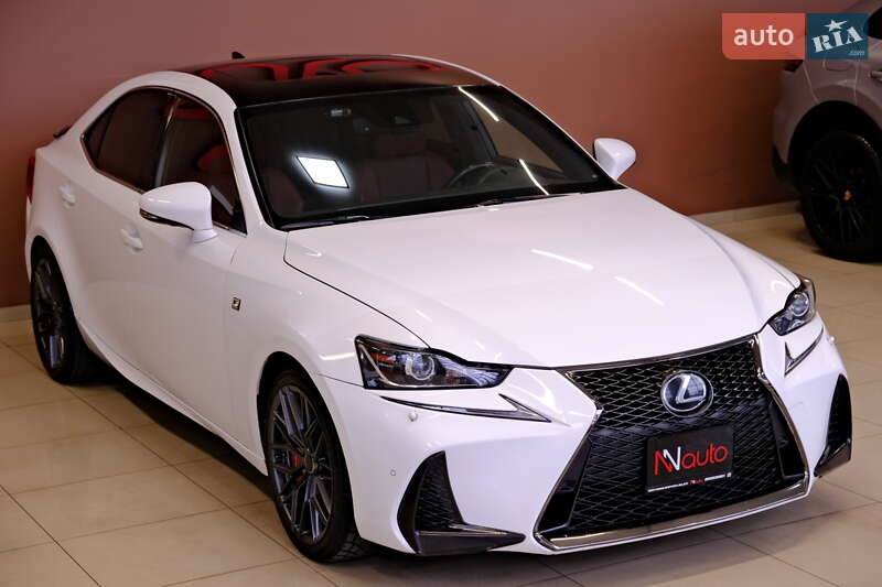 Седан Lexus IS 2018 в Одессе